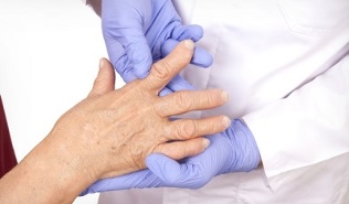 methoden om pijn in de gewrichten van de vingers te behandelen